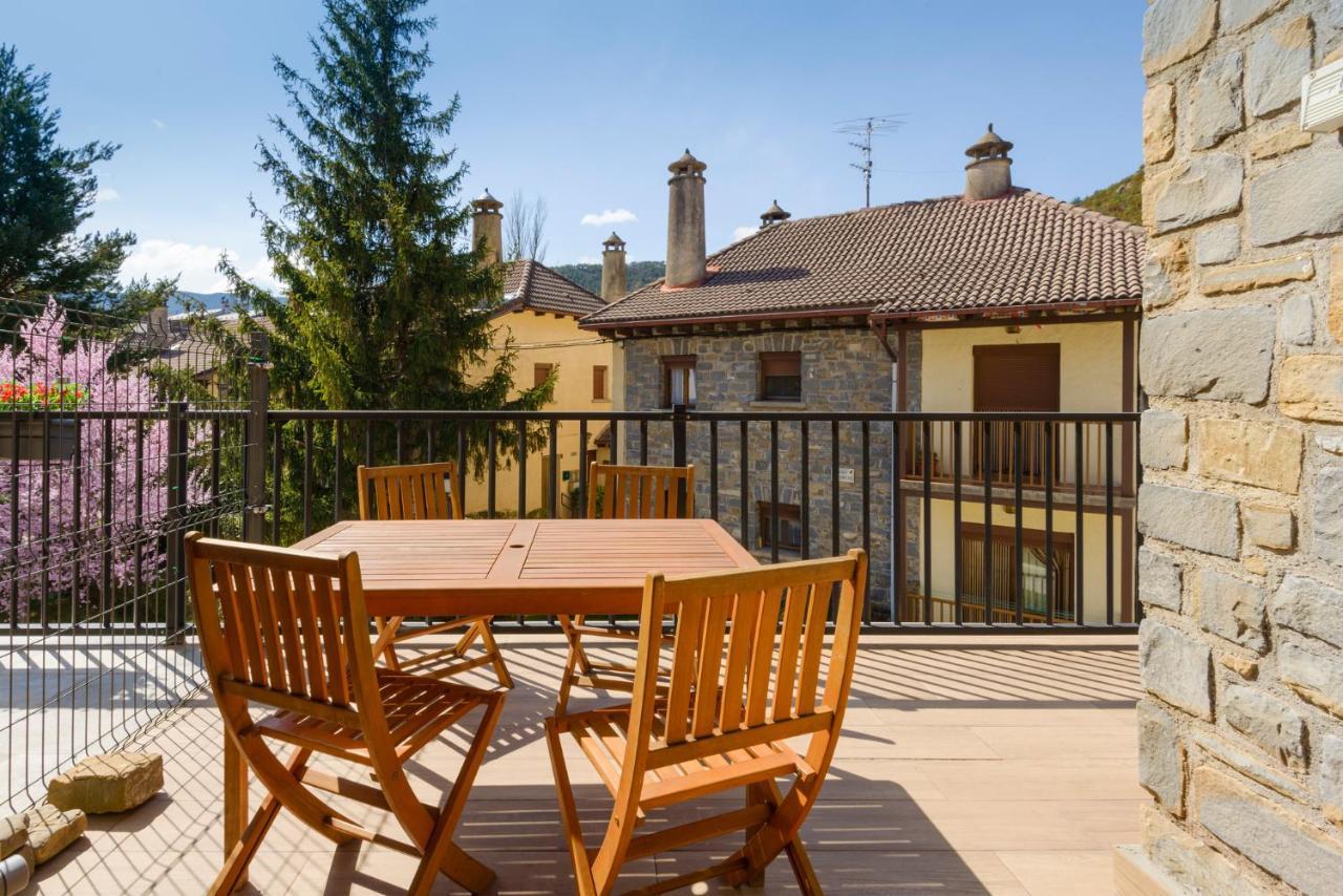 Casa Con Jardin En Hecho 빌라 외부 사진